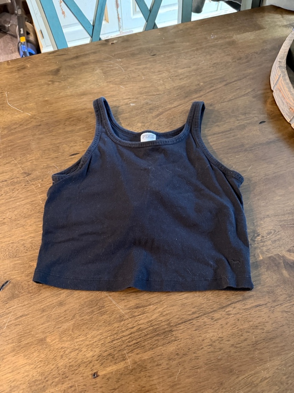 Cropped black PINK tank